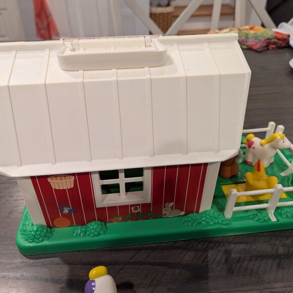 Fisher Price Little Farm & Animals - Picture 7 of 16